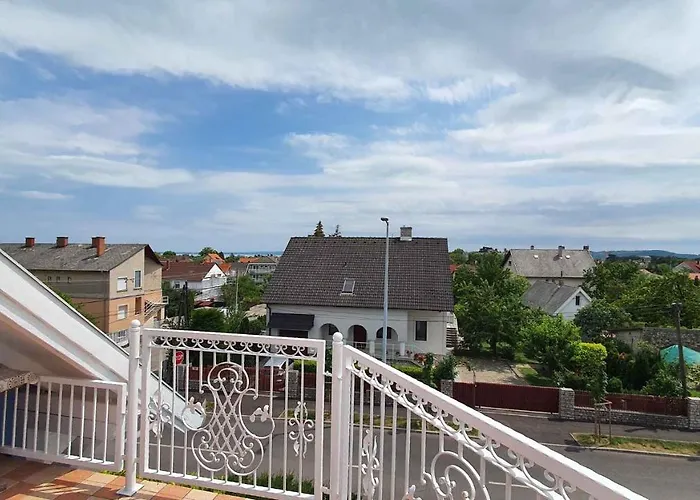 In - Balaton 27839 *